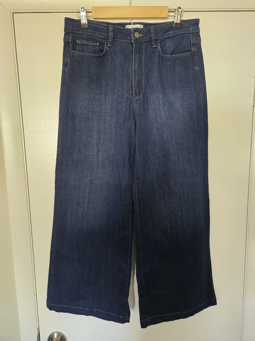 Paige Genesee Crop Wide Leg Dark Wash Jeans Size 30